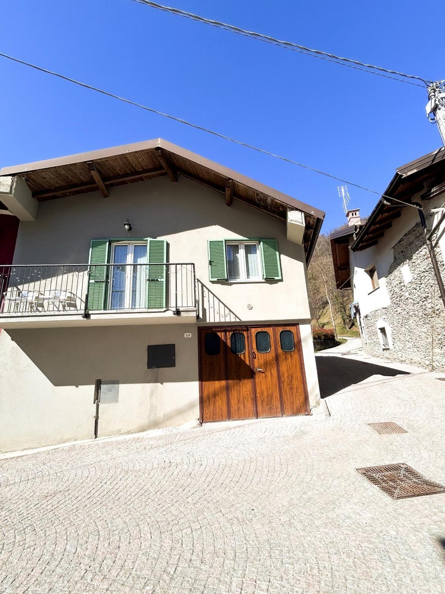 La Casa Di Prit Villa Roccasparvera Exterior photo